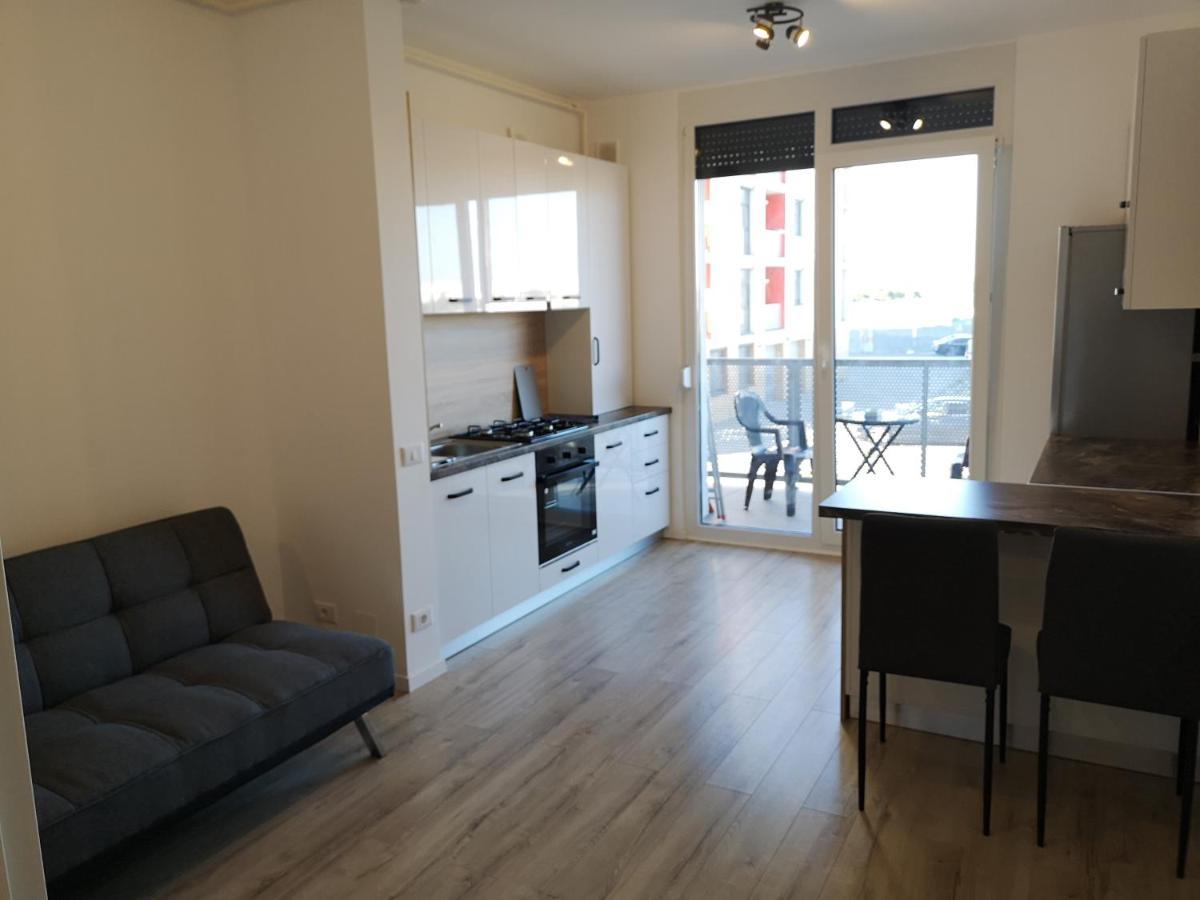 אראד Ared-Atrium Mall Chrysflatty3 Premium Apartment 60Mp מראה חיצוני תמונה