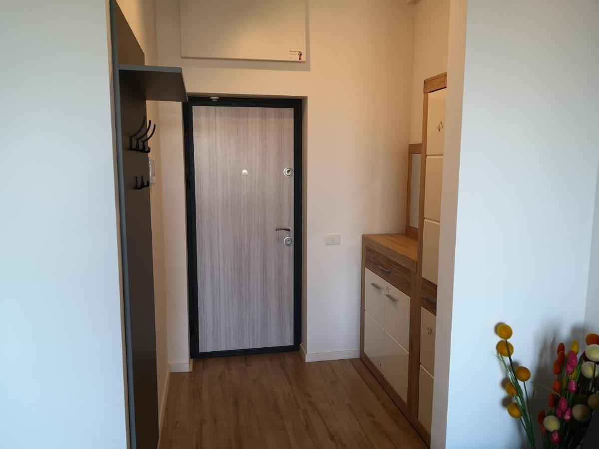 אראד Ared-Atrium Mall Chrysflatty3 Premium Apartment 60Mp מראה חיצוני תמונה